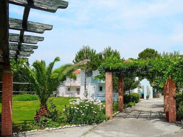 (For Sale) Residential Residence complex || Evoia/Istiaia - 400 Sq.m, 900.000€ 