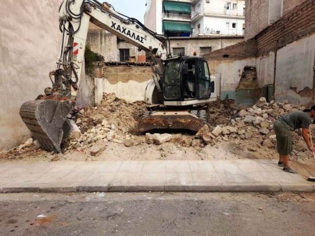 (Προς Πώληση) Αξιοποιήσιμη Γη Οικόπεδο || Αθήνα Κέντρο/Αθήνα - 120 τ.μ, 220.000€ 