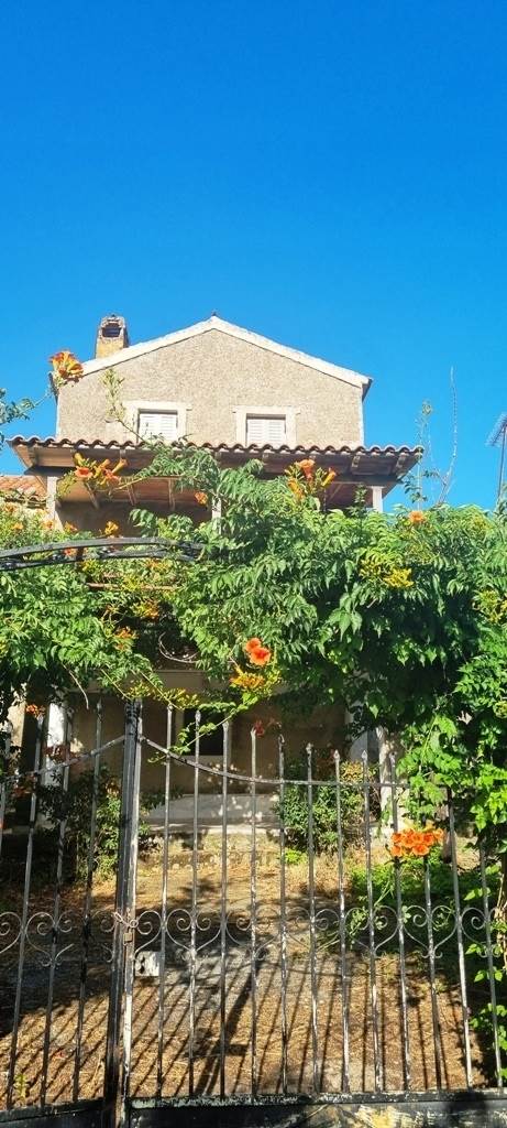 (For Sale) Residential Detached house || Lakonia/Gytheio - 160 Sq.m, 1 Bedrooms, 80.000€ 