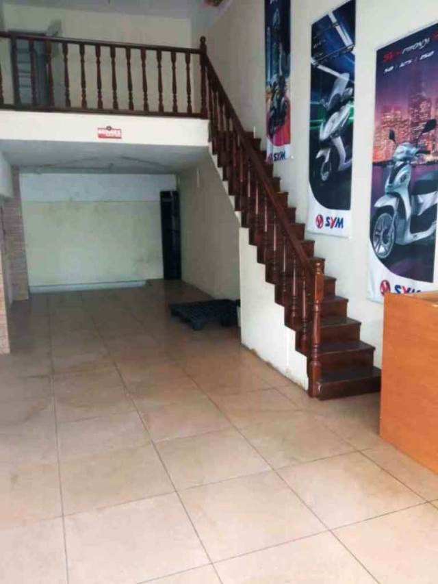 (Προς Ενοικίαση) Επαγγελματικός Χώρος Κατάστημα || Αθήνα Κέντρο/Αθήνα - 89 τ.μ, 430€ 