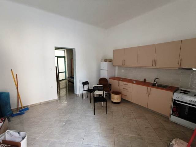 (For Rent) Residential Detached house || Piraias/Keratsini - 65 Sq.m, 1 Bedrooms, 500€ 