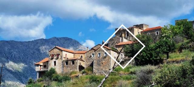 (Προς Πώληση) Κατοικία Μονοκατοικία || Ν. Λακωνίας/Γύθειο - 85 τ.μ, 1 Υ/Δ, 47.000€ 