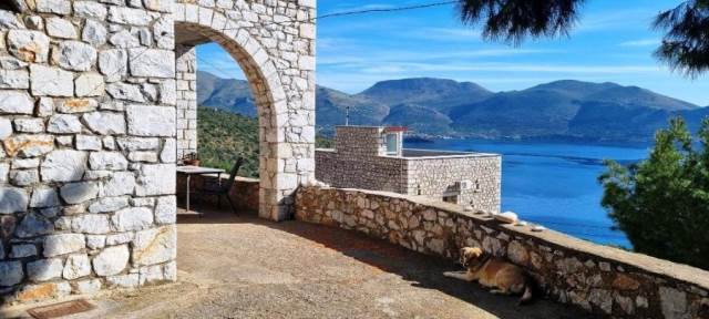 (Προς Πώληση) Κατοικία Μονοκατοικία || Ν. Λακωνίας/Ανατ. Μάνη - 120 τ.μ, 3 Υ/Δ, 370.000€ 