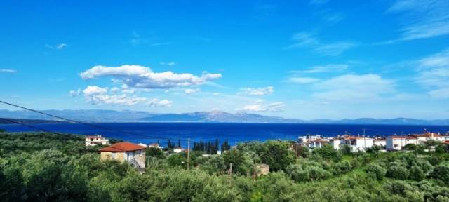 (Προς Πώληση) Κατοικία Μεζονέτα || Ν. Λακωνίας/Γύθειο - 95 τ.μ, 3 Υ/Δ, 300.000€ 