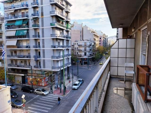 (For Sale) Residential Apartment || Athens Center/Athens - 74 Sq.m, 3 Bedrooms, 105.000€ 