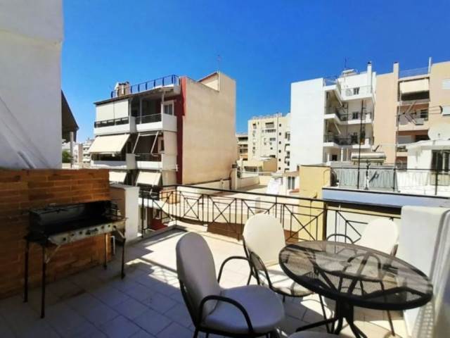 (Προς Πώληση) Κατοικία Μεζονέτα || Πειραιάς/Πειραιάς - 78 τ.μ, 2 Υ/Δ, 140.000€ 