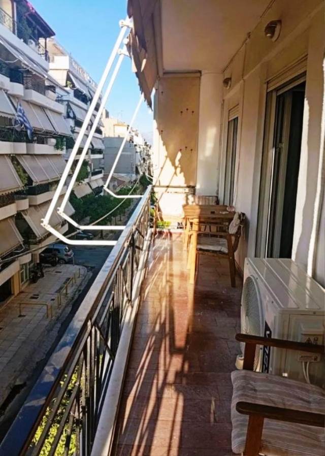 (Προς Πώληση) Κατοικία Οροφοδιαμέρισμα || Πειραιάς/Πειραιάς - 104 τ.μ, 3 Υ/Δ, 170.000€ 