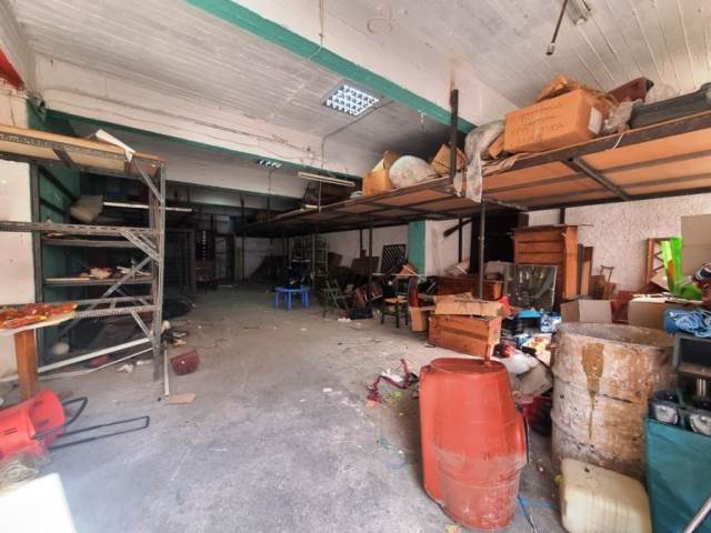 (Προς Ενοικίαση) Επαγγελματικός Χώρος Κτίριο || Πειραιάς/Πειραιάς - 3.100 τ.μ, 9.000€ 