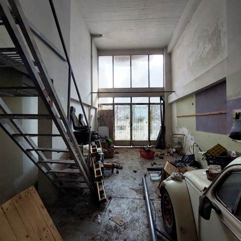 (Προς Πώληση) Επαγγελματικός Χώρος Κατάστημα || Αθήνα Κέντρο/Αθήνα - 155 τ.μ, 155.000€ 