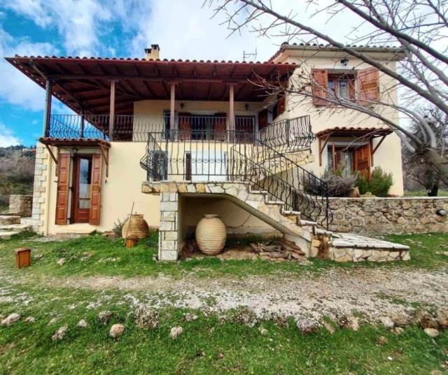 (Προς Πώληση) Κατοικία Μονοκατοικία || Ν. Κορινθίας/Ξυλόκαστρο - 194 τ.μ, 3 Υ/Δ, 250.000€ 