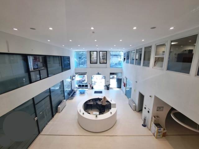 (Προς Ενοικίαση) Επαγγελματικός Χώρος Κτίριο || Αθήνα Βόρεια/Αγία Παρασκευή - 3.530 τ.μ, 29.000€ 