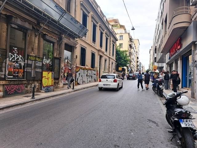 (For Rent) Commercial Retail Shop || Athens Center/Athens - 75 Sq.m, 1.400€ 