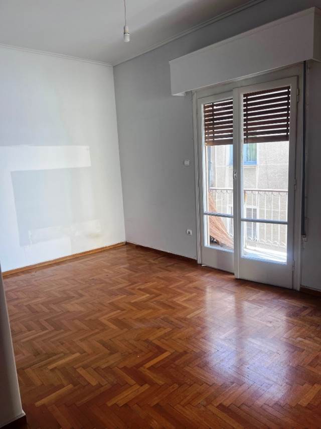 (For Sale) Residential Apartment || Athens Center/Athens - 68 Sq.m, 2 Bedrooms, 130.000€ 